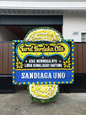 Papan Bunga Duka di Pulosari